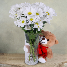 Kemer Florist Daisy and teddy bear in a vase