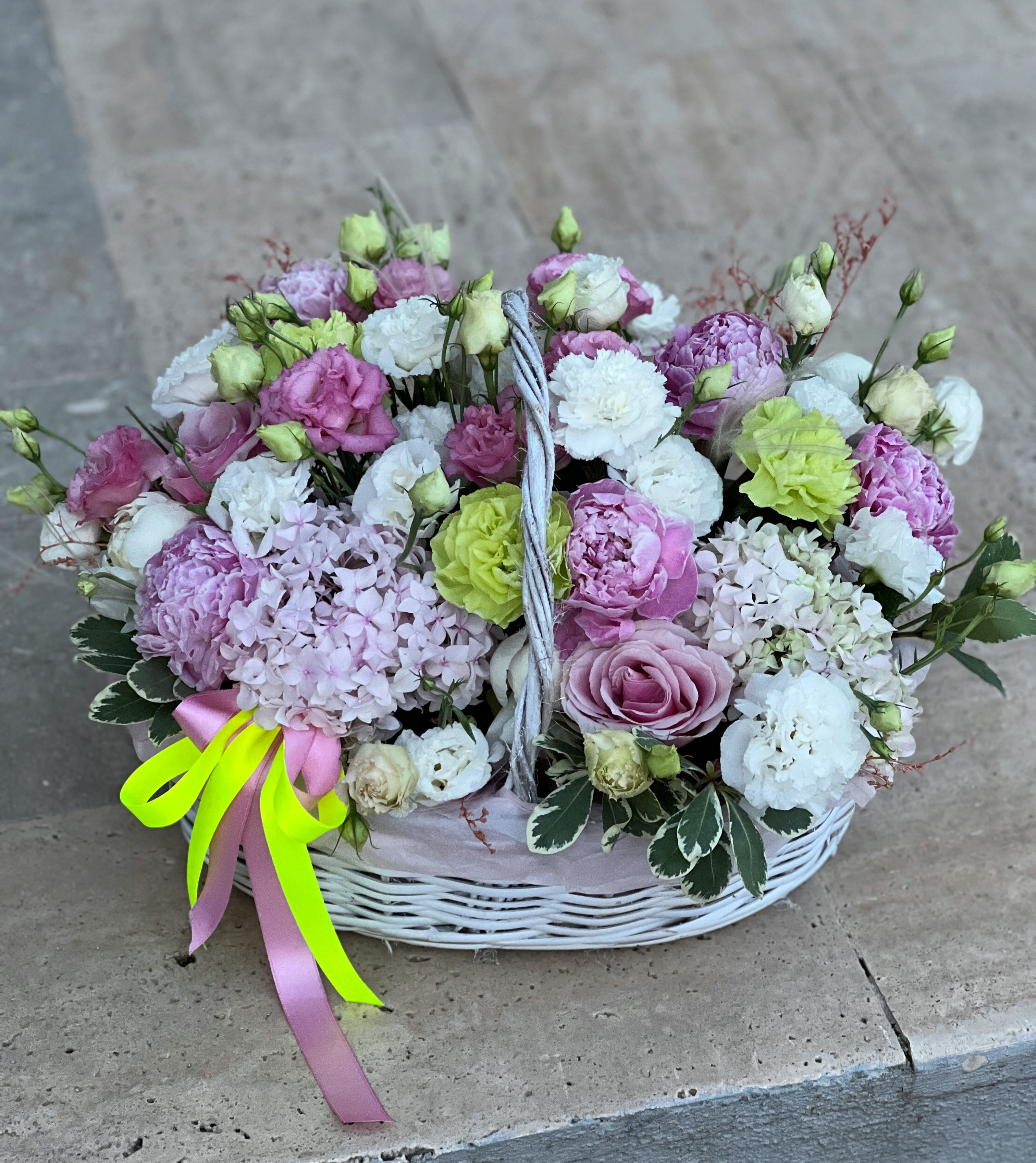  Kemer Flower Order summer evening basket